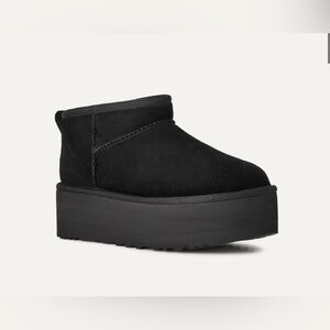 Ugg Classic Ultra Mini Platform Boot - Black